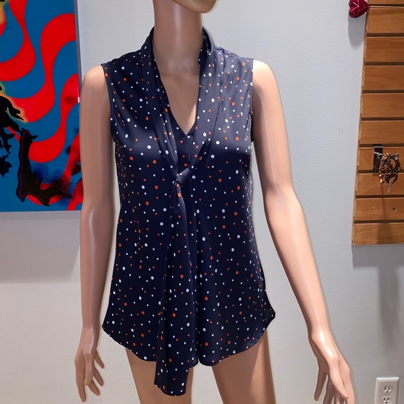 *Anne Klein* Polka Dot Top - Picture 4 of 10